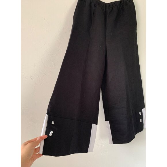 IC By Connie K  Small Wide Leg Black Linen Pants With White Trim & Button Detail - Picture 4 of 13